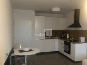 Pronájem bytu 2+kk, Plzeň - Černice, Vltavínová, 56 m2