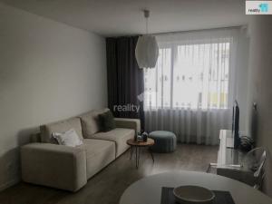 Pronájem bytu 2+kk, Plzeň - Černice, Vltavínová, 56 m2