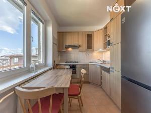 Pronájem bytu 2+1, Praha - Vršovice, náměstí Svatopluka Čecha, 60 m2