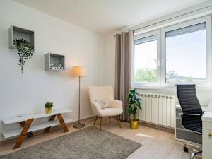 Prodej rodinného domu, Praha - Cholupice, Lhenická, 109 m2