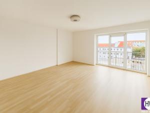 Prodej bytu 2+1, Praha, Na Harfě, 95 m2