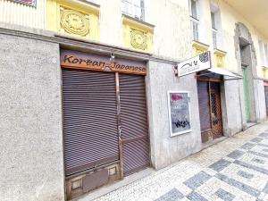 Pronájem restaurace, Praha - Holešovice, Janovského, 120 m2
