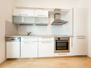 Pronájem bytu 2+kk, Praha - Hodkovičky, U Zátiší, 66 m2