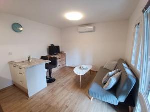 Pronájem bytu 2+kk, Měchenice, Vltavská, 49 m2