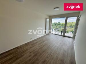 Pronájem bytu 2+kk, Zlín, Nad Stráněmi, 53 m2