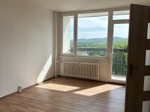Pronájem bytu 3+1, Bílina, Sídliště Za Chlumem, 82 m2