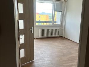 Pronájem bytu 2+1, Bílina, Sídliště Za Chlumem, 60 m2