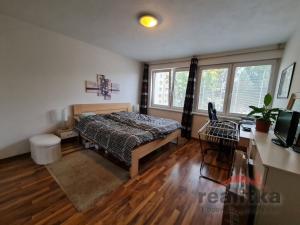 Pronájem bytu 2+kk, Opava - Kateřinky, Zeyerova, 45 m2