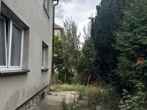 Prodej rodinného domu, Praha - Suchdol, K osmidomkům, 180 m2