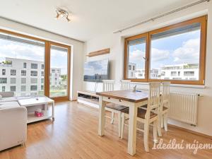 Pronájem bytu 2+kk, Brno, Moskalykova, 54 m2