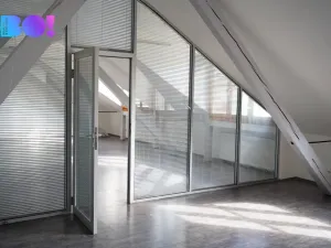 Pronájem kanceláře, Praha, Zubatého, 120 m2