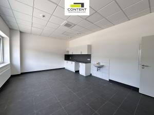 Pronájem skladu, Vrskmaň, Průmyslová, 4300 m2