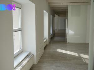 Pronájem kanceláře, Praha, Zubatého, 260 m2