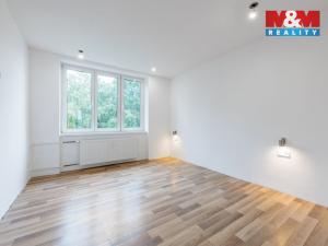 Prodej bytu 4+1, Bukovany, 70 m2