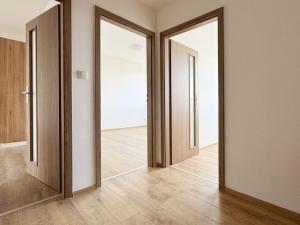 Pronájem bytu 4+kk, Kladno - Kročehlavy, Na růžovém poli, 71 m2