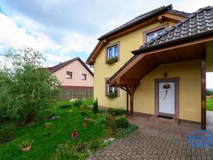 Prodej rodinného domu, Úherce, Luční, 122 m2
