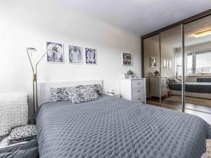 Prodej bytu 2+kk, Praha - Dejvice, Evropská, 47 m2