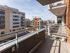 Pronájem bytu 1+kk, Praha - Záběhlice, Klapálkova, 35 m2