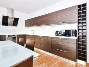 Pronájem bytu 4+kk, Praha - Radlice, Radlická, 139 m2