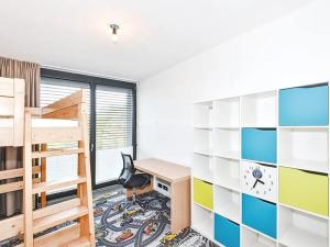 Pronájem bytu 4+kk, Praha - Radlice, Radlická, 139 m2