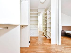 Pronájem bytu 4+kk, Praha - Radlice, Radlická, 139 m2
