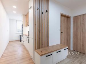 Pronájem bytu 2+1, Zlín, L. Váchy, 54 m2
