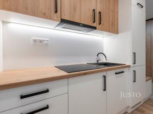 Pronájem bytu 2+1, Zlín, L. Váchy, 54 m2