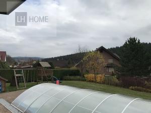 Prodej rodinného domu, Valy, 540 m2