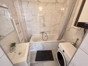 Pronájem bytu 3+kk, Praha - Vršovice, Košická, 78 m2