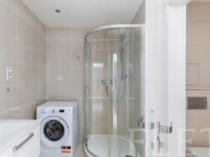 Pronájem bytu 1+kk, Praha - Žižkov, Olšanská, 41 m2