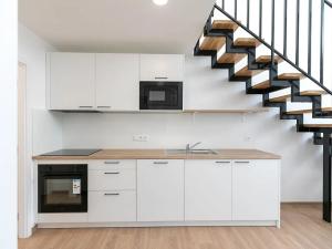 Pronájem bytu 1+kk, Brno, Poštovská, 43 m2