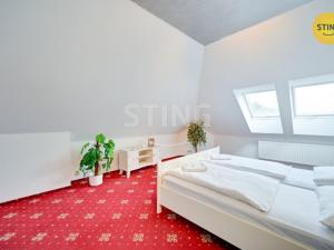 Prodej ubytování, Bouzov, 1023 m2