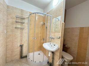 Pronájem bytu 2+kk, Otrokovice, SNP, 38 m2