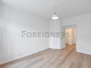 Pronájem bytu 1+kk, Praha - Podolí, U Kublova, 29 m2