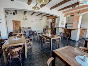 Prodej restaurace, Rokycany, Dolní příkopy, 540 m2
