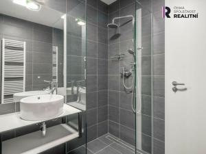 Pronájem bytu 2+kk, Zlín, Lorencova, 55 m2