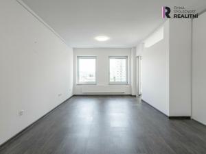 Pronájem bytu 2+kk, Zlín, Lorencova, 55 m2