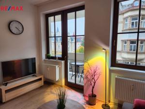 Pronájem bytu 2+kk, Karlovy Vary, Svahová, 45 m2