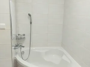 Pronájem bytu 1+1, Cheb, Hrnčířská, 42 m2