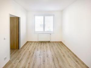 Pronájem bytu 2+kk, Tábor, Maredova, 58 m2