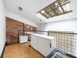 Pronájem bytu 1+kk, Praha - Nové Město, Na Moráni, 47 m2