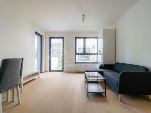 Pronájem bytu 2+kk, Praha - Malešice, Azzoniho, 52 m2