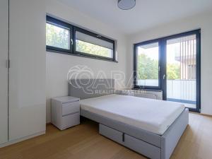 Pronájem bytu 2+kk, Praha - Malešice, Azzoniho, 52 m2