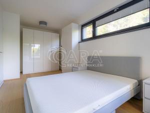 Pronájem bytu 2+kk, Praha - Malešice, Azzoniho, 52 m2