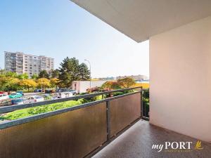 Pronájem bytu 3+1, Plzeň, Kralovická, 75 m2