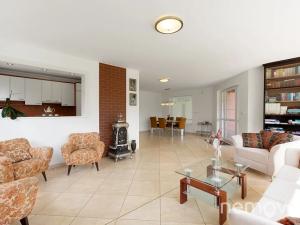 Prodej rodinného domu, Křížkový Újezdec, 412 m2