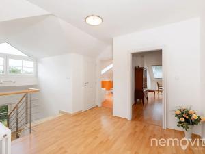 Prodej rodinného domu, Křížkový Újezdec, 412 m2