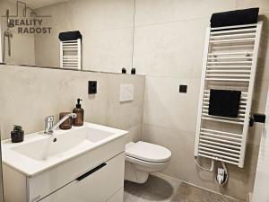 Pronájem kanceláře, Brno, Kytnerova, 49 m2