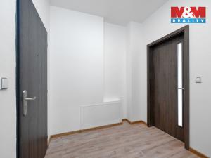 Pronájem bytu 1+kk, Děčín - Děčín I-Děčín, Masarykovo nám., 35 m2