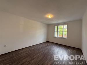Pronájem bytu 2+1, Praha - Hostivař, V nových domcích, 61 m2